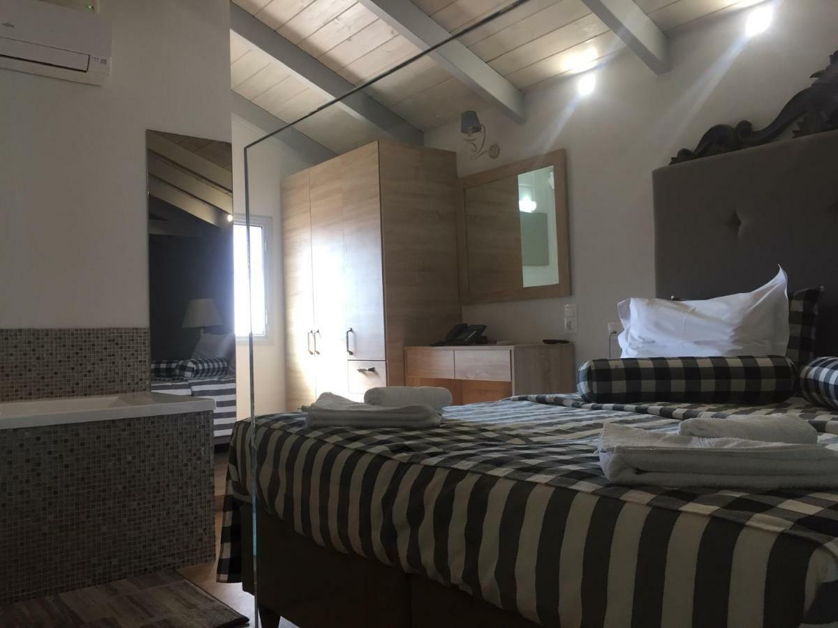 Porto Enetiko Suites Rethimno Eksteriør billede