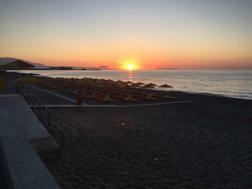 Porto Enetiko Suites Rethimno Eksteriør billede